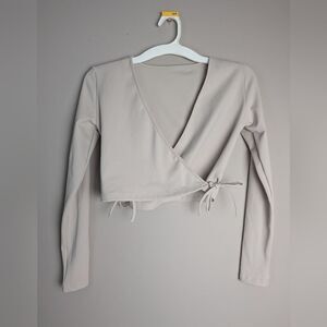 Nubyen Cream Wrap Activewear Top Women’s Long Sleeve Cropped XS Yoga Gym